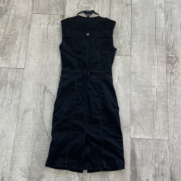 Burberry Brit Sleeveless Black Trench Belted Dress US Sz 2 - Picture 2 of 10